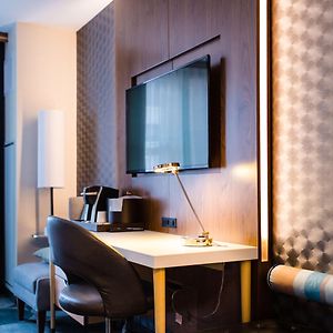 King Room Mobility or hearing accessible